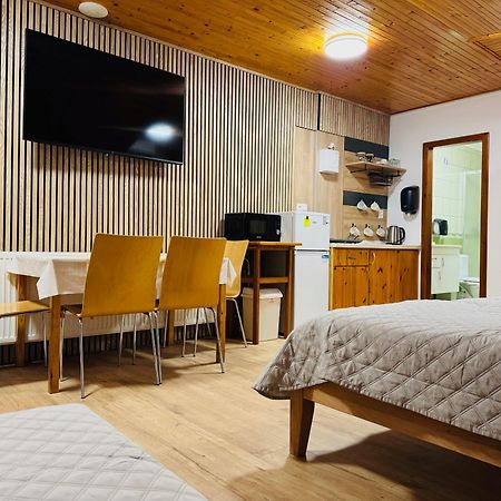 Apartmany Vinné Eksteriør billede